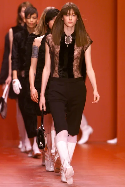 Look 57
